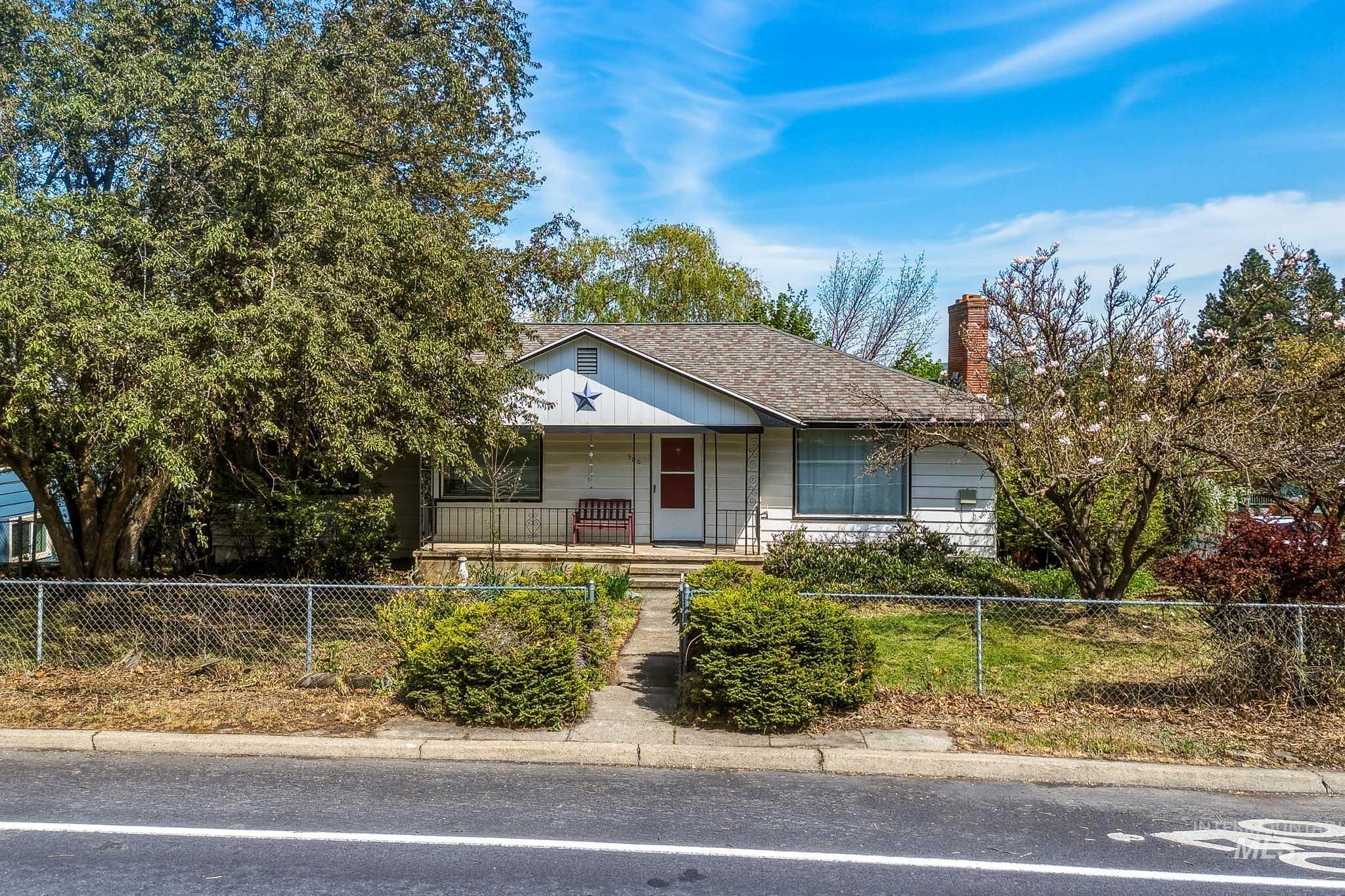 906 Orchard Ave. Property Photo 37
