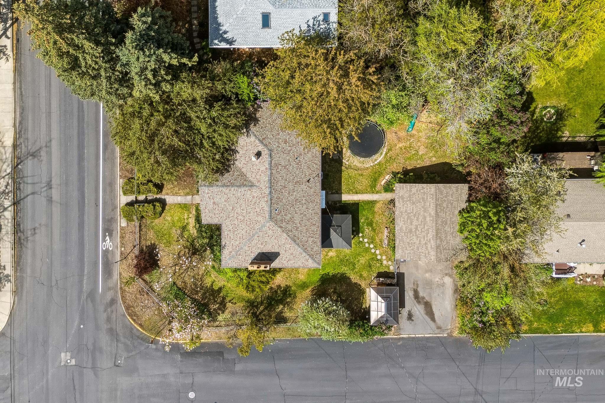 906 Orchard Ave. Property Photo 38