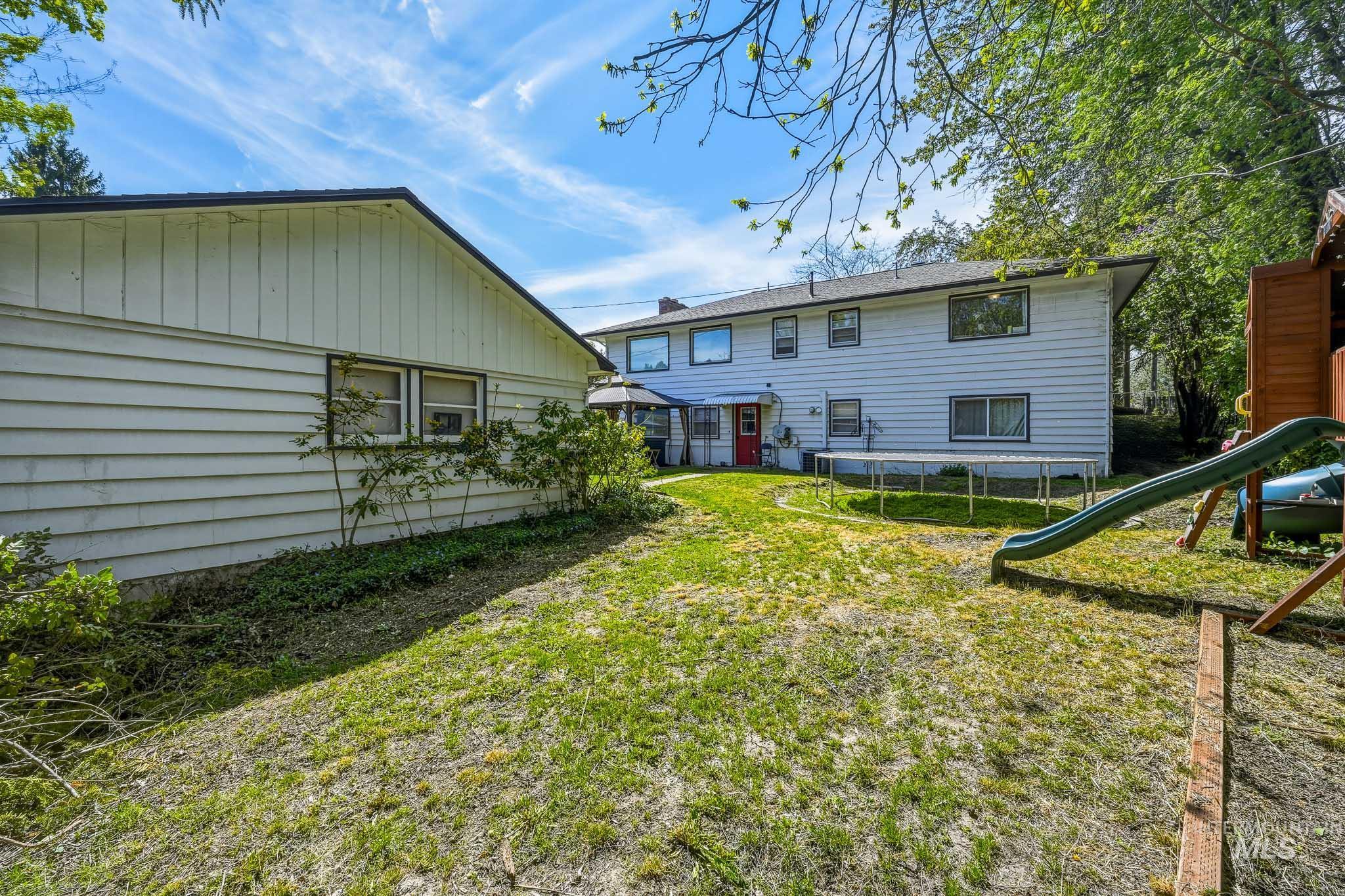 906 Orchard Ave. Property Photo 39