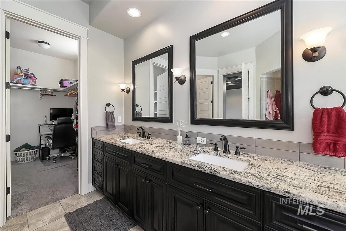 2916 W Tubac Dr Property Photo 35