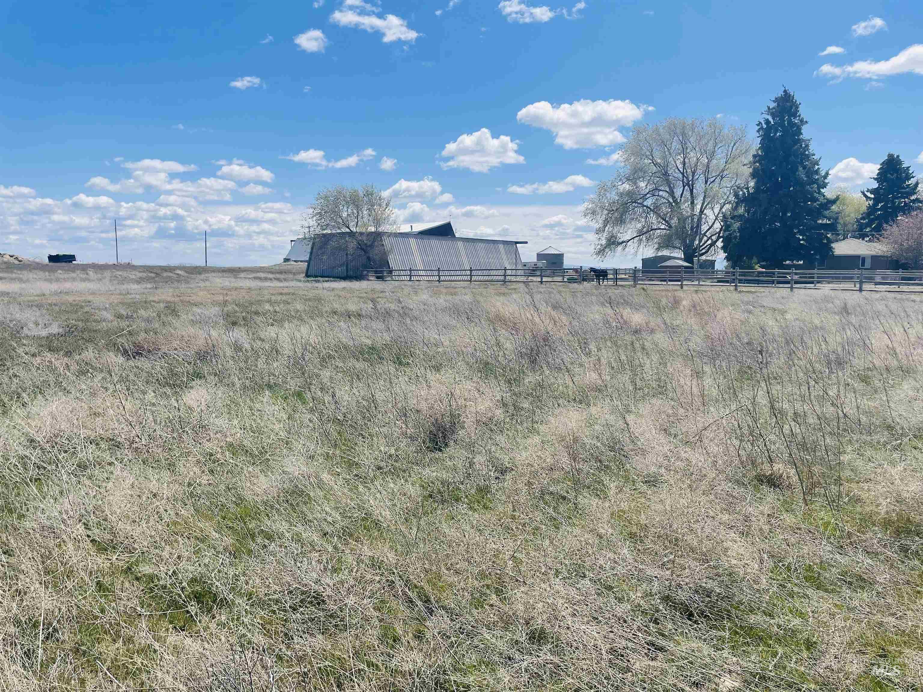 912 N 600 W Property Photo 3