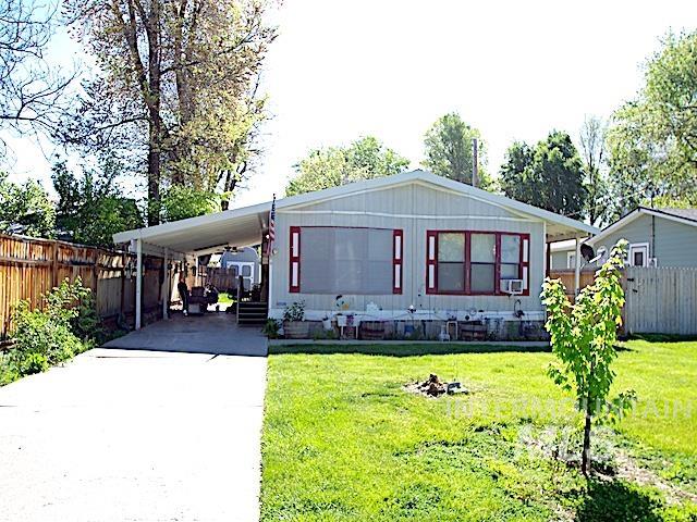 1386 W 3rd Street Property Photo 3