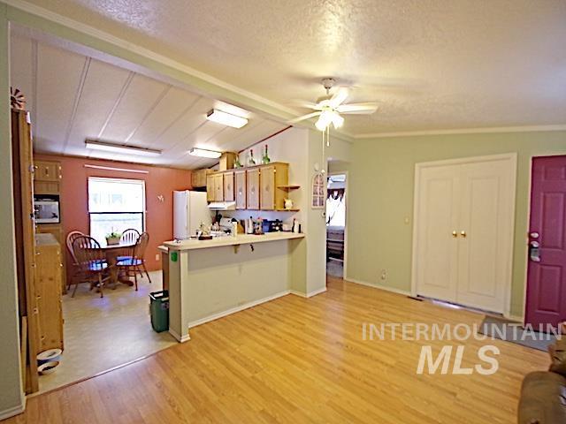 1386 W 3rd Street Property Photo 10