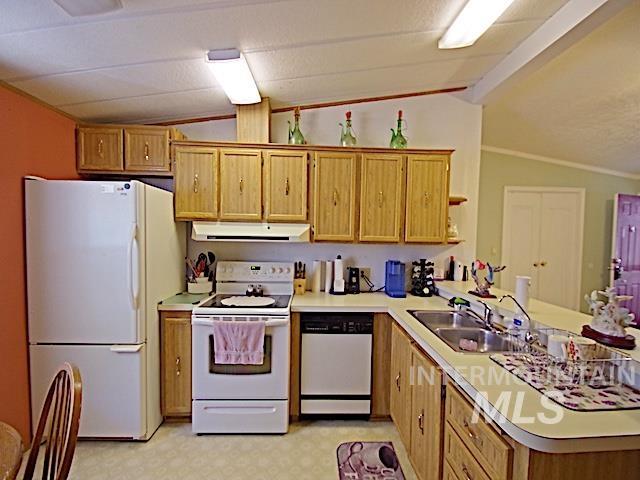 1386 W 3rd Street Property Photo 11