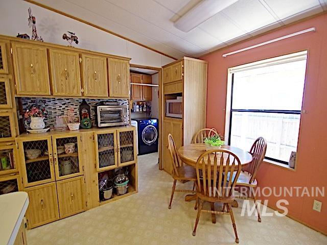 1386 W 3rd Street Property Photo 12