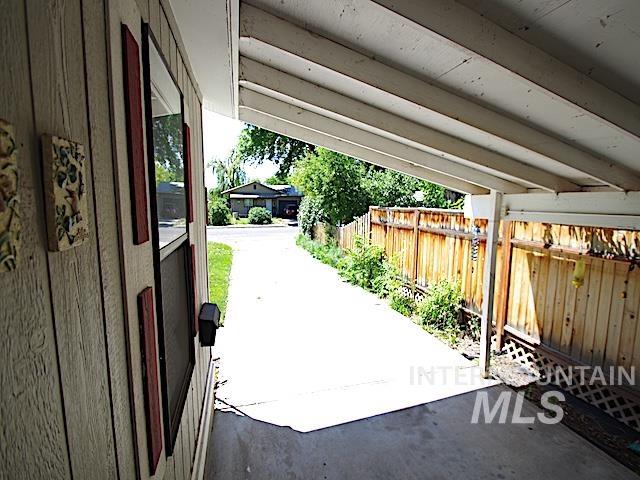 1386 W 3rd Street Property Photo 18
