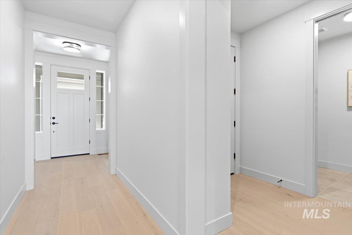 2541 E Tenzing Dr Property Photo 25