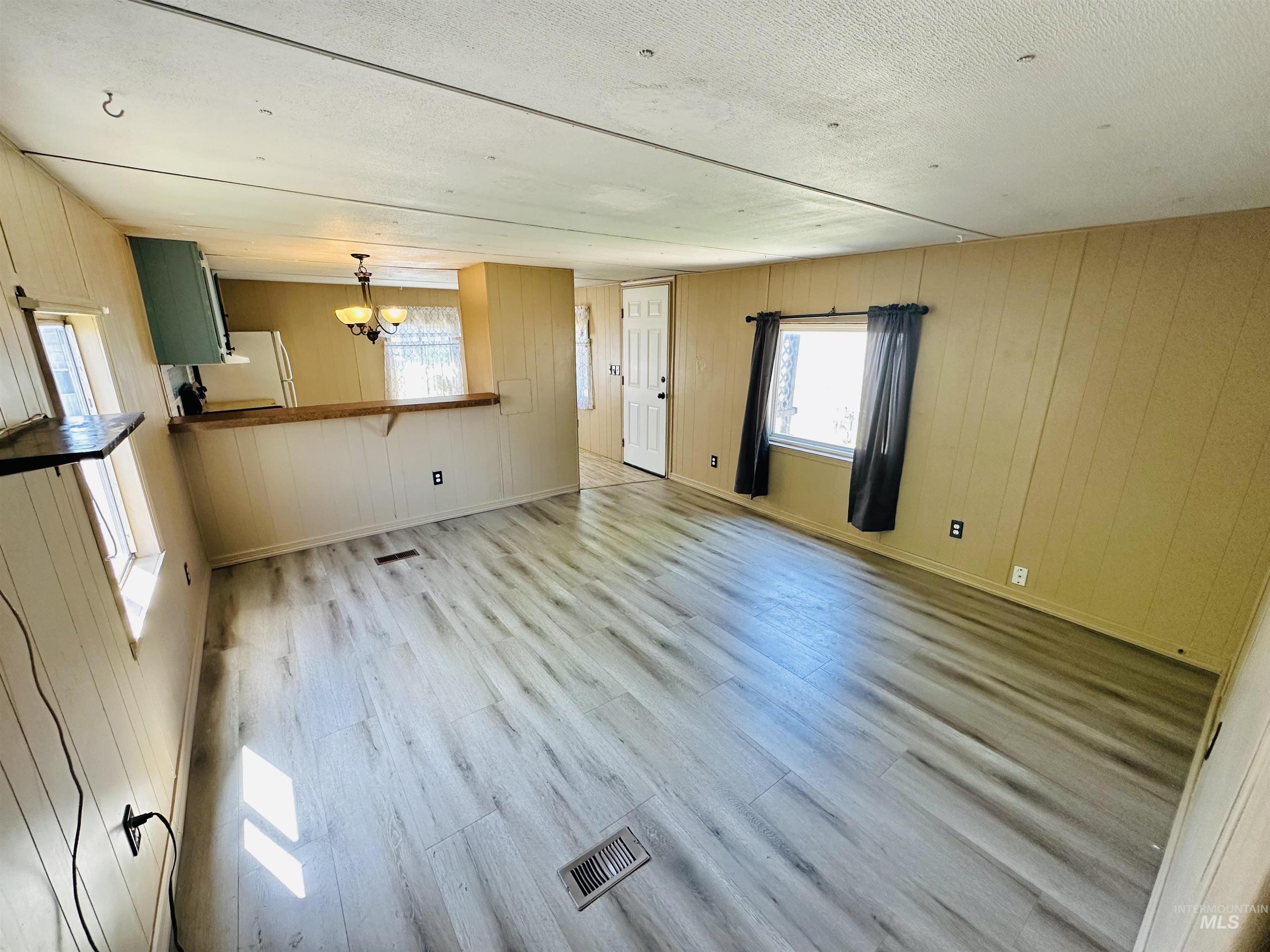 655 Chukar Dr Property Photo 5