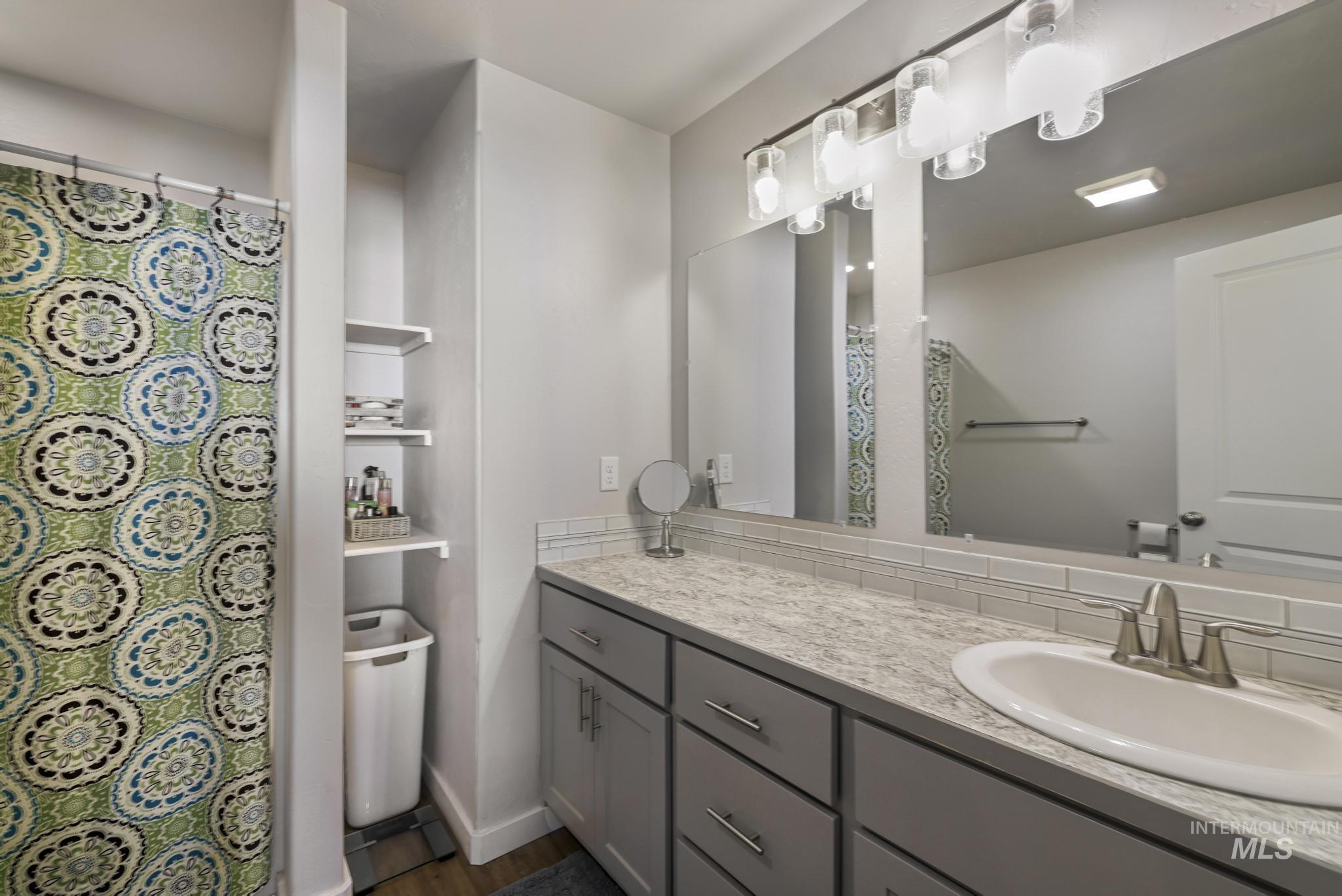 2207 Bills Way Property Photo 10
