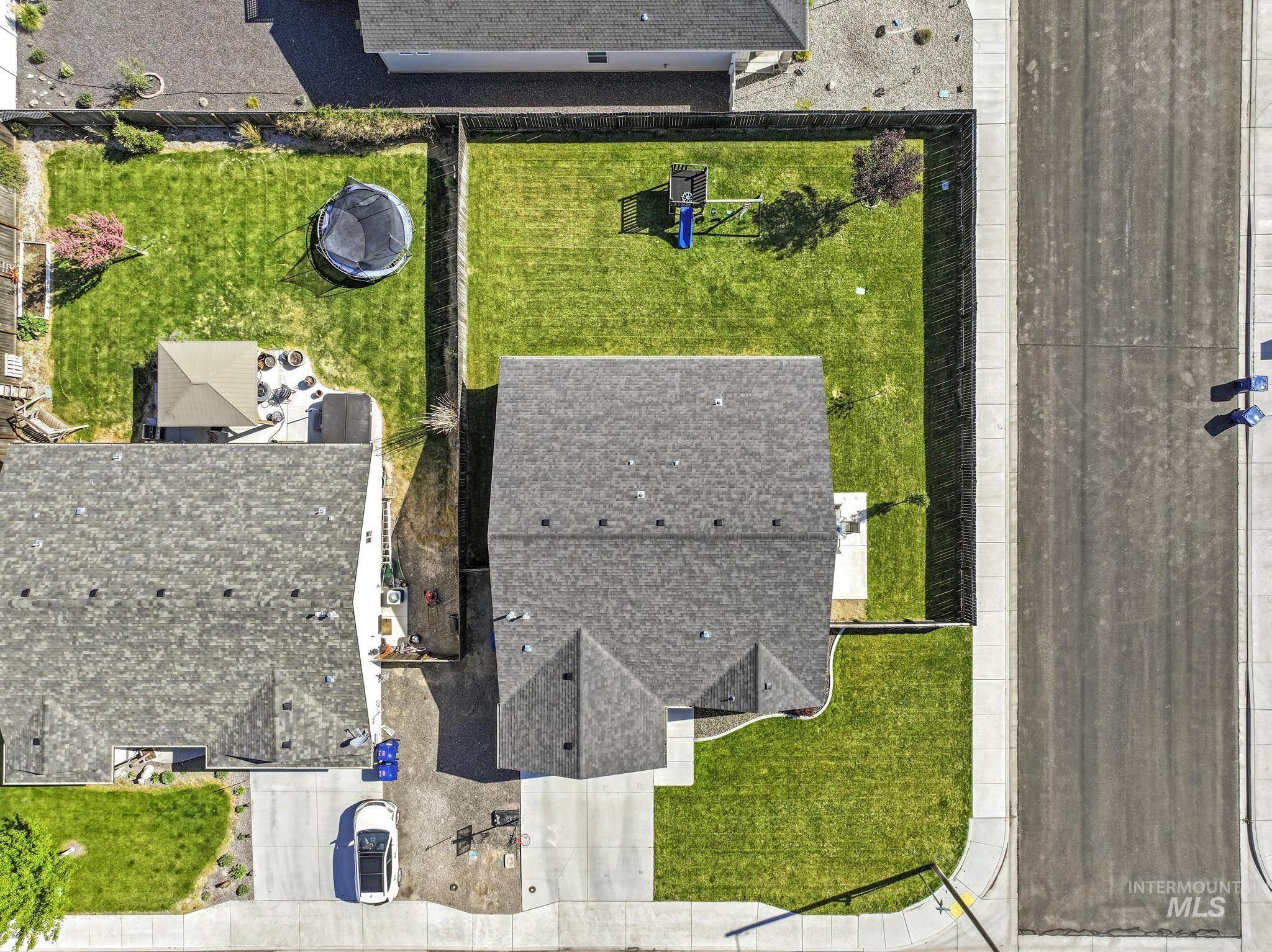 2207 Bills Way Property Photo 21