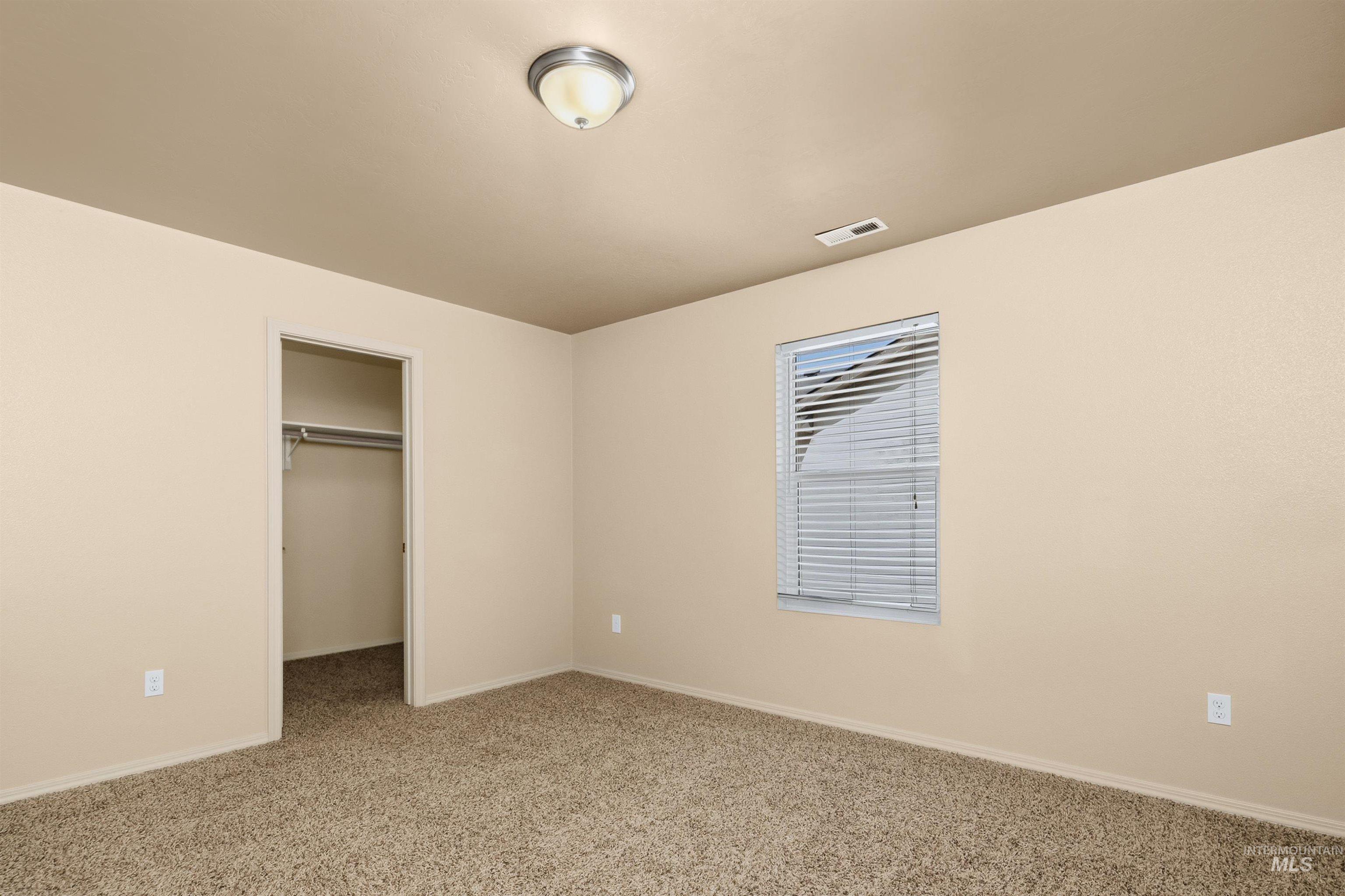 243 W White Sands Dr Property Photo 33