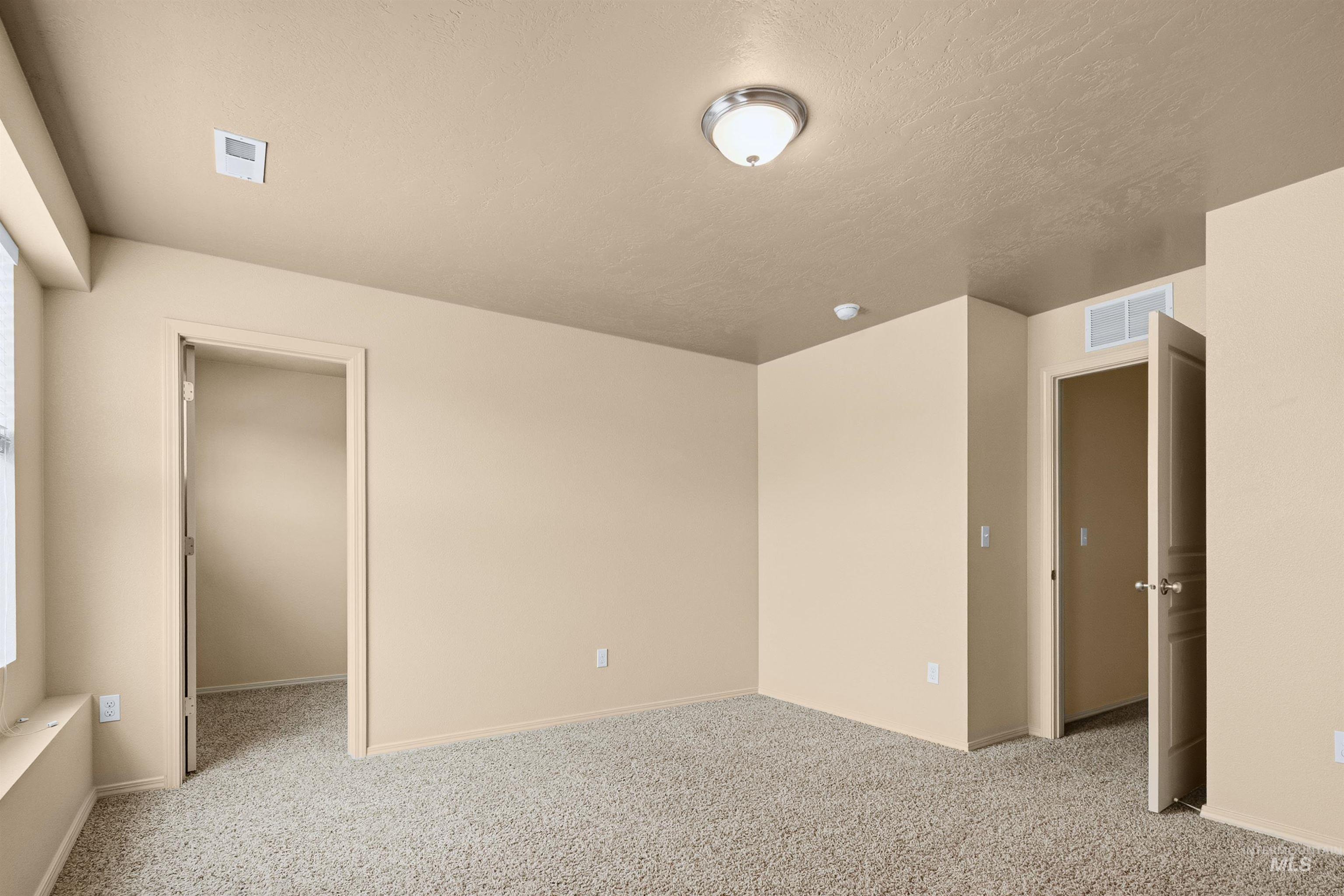 243 W White Sands Dr Property Photo 37