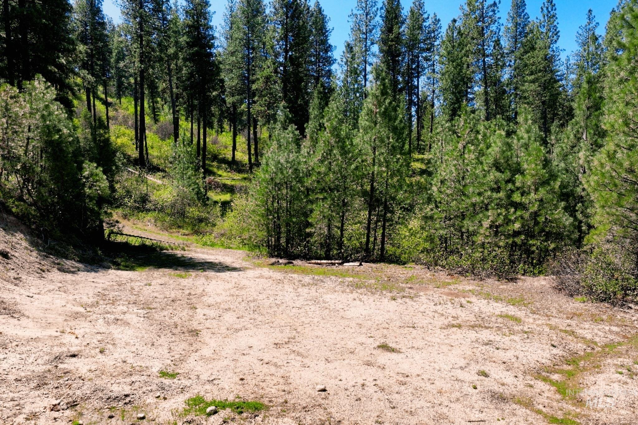 19 Red Bluff Rd. Property Photo 4