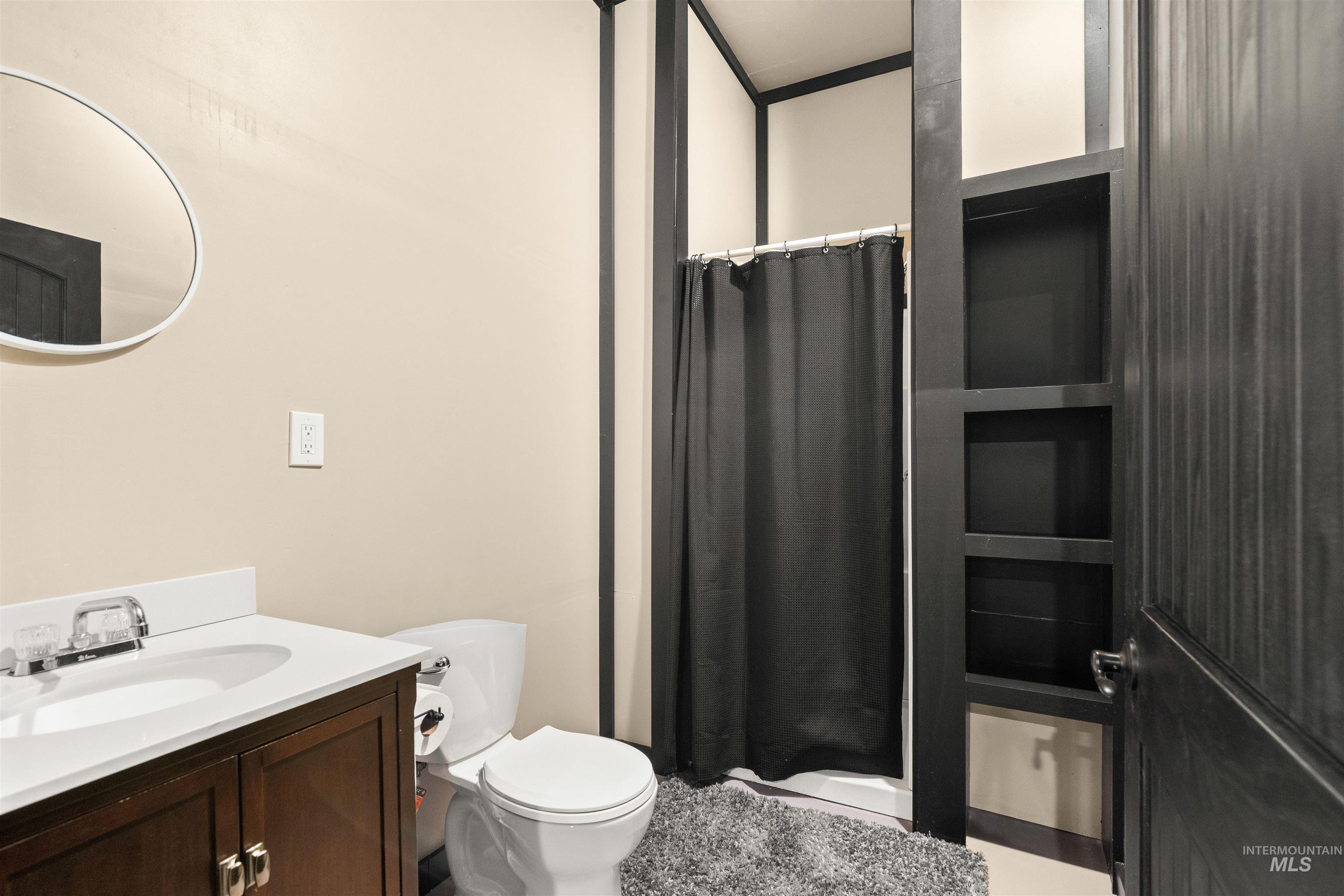 520 Valley View Dr Property Photo 33