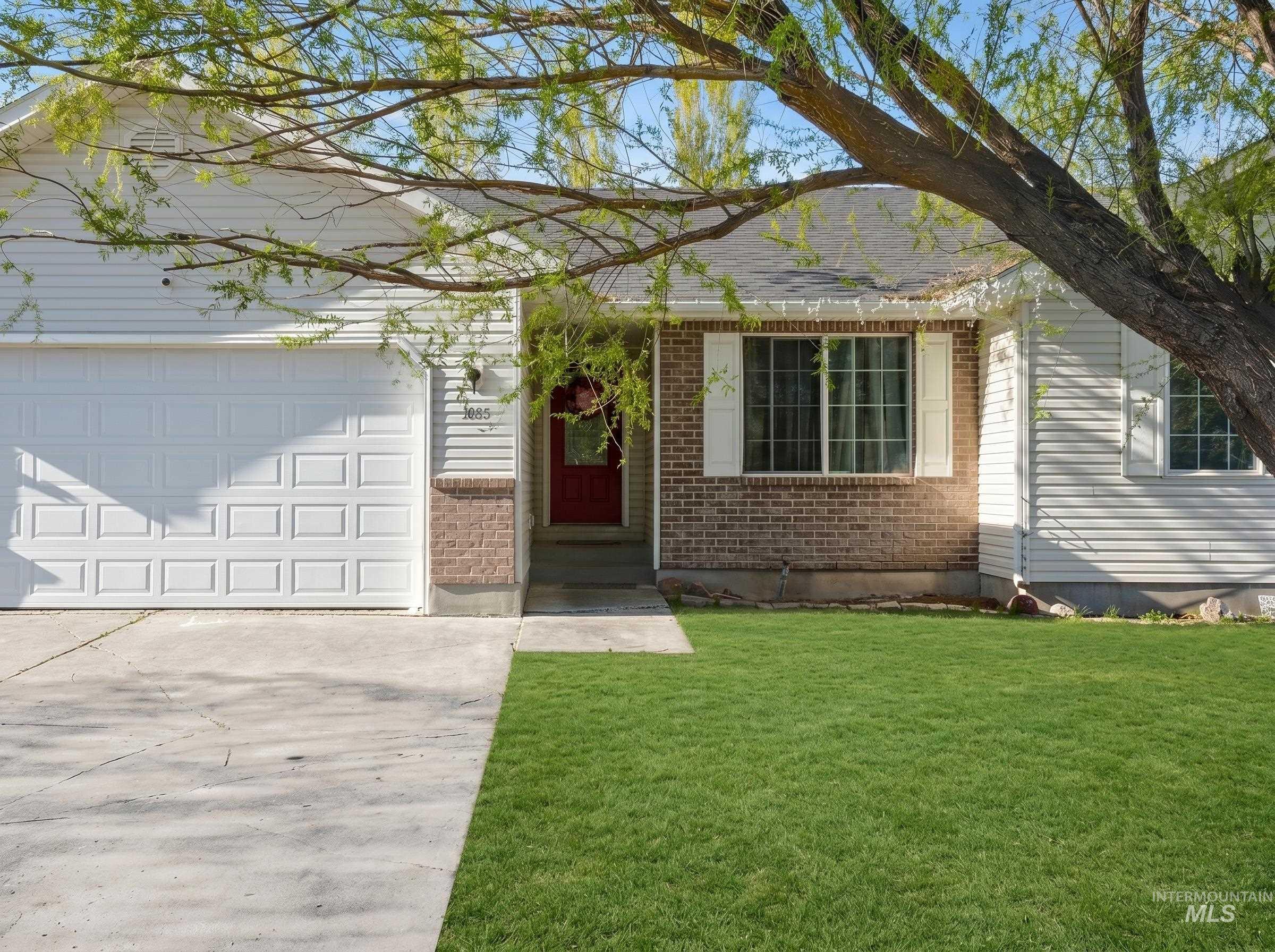 3885 Deer Meadow Property Photo 4