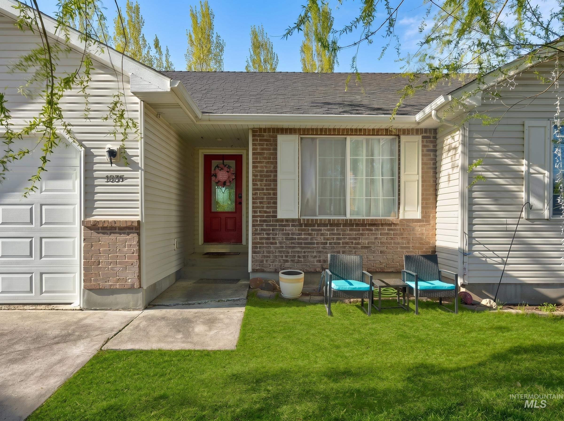 3885 Deer Meadow Property Photo 5