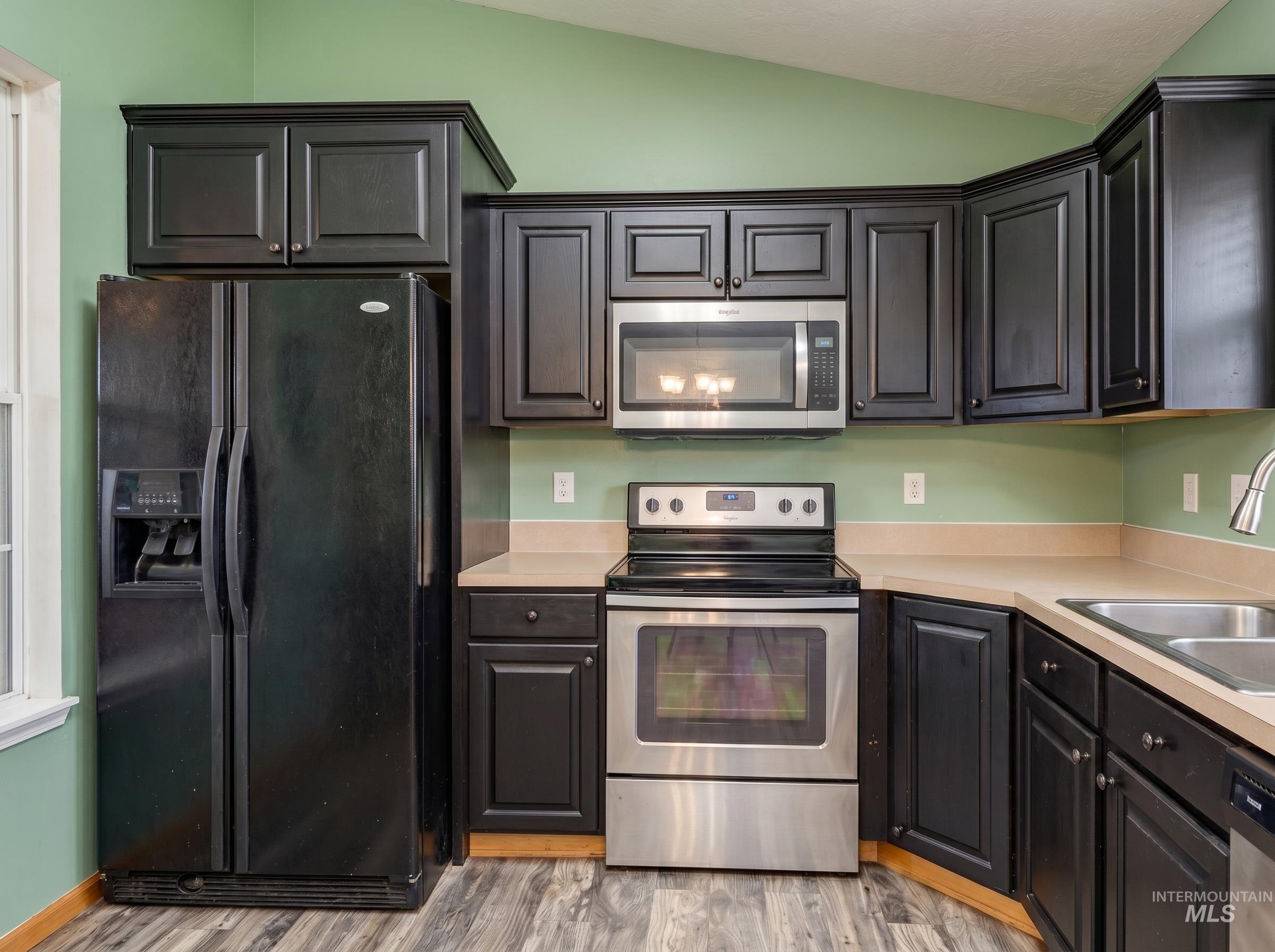 3885 Deer Meadow Property Photo 10