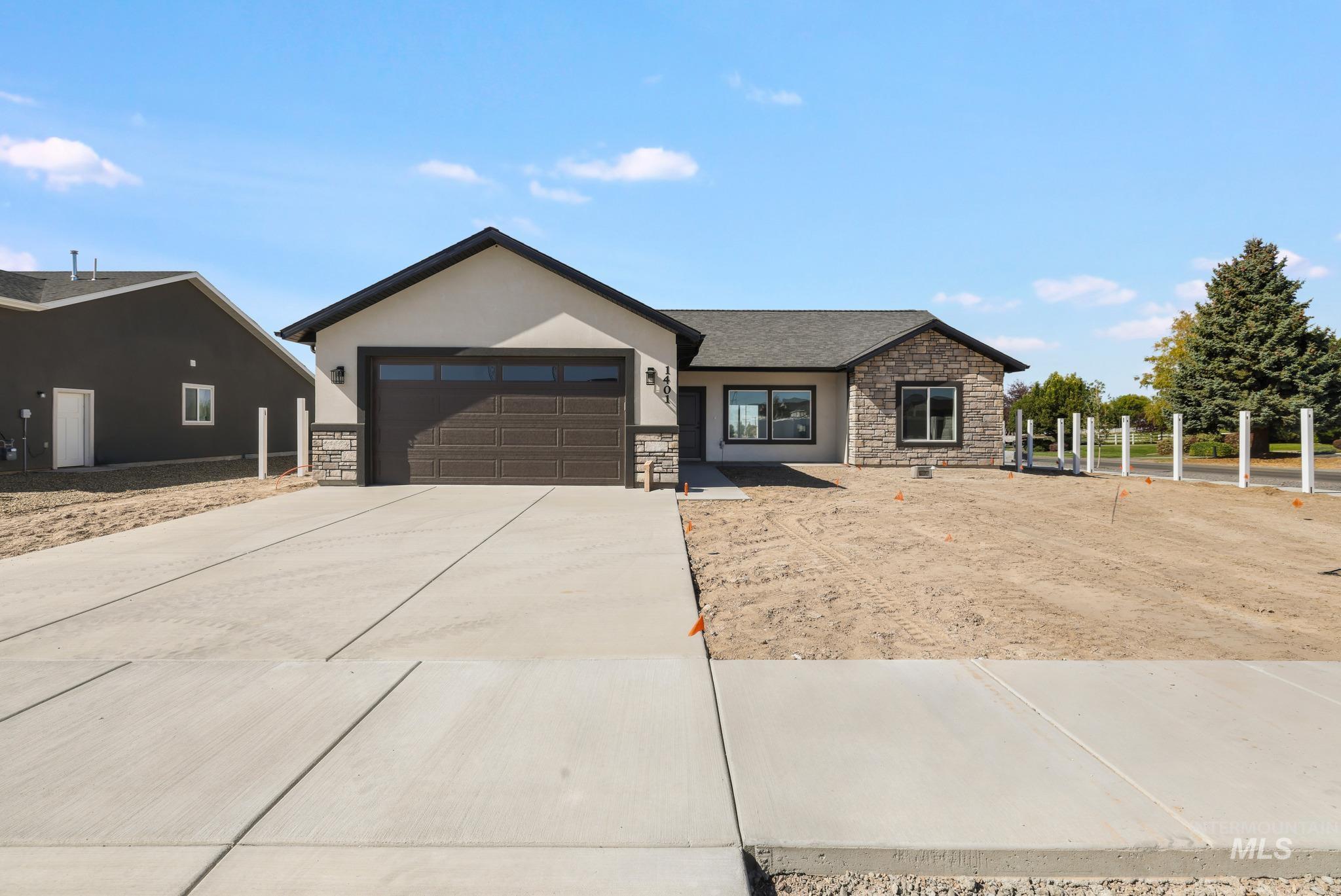 1401 Leslie Drive Property Photo 1