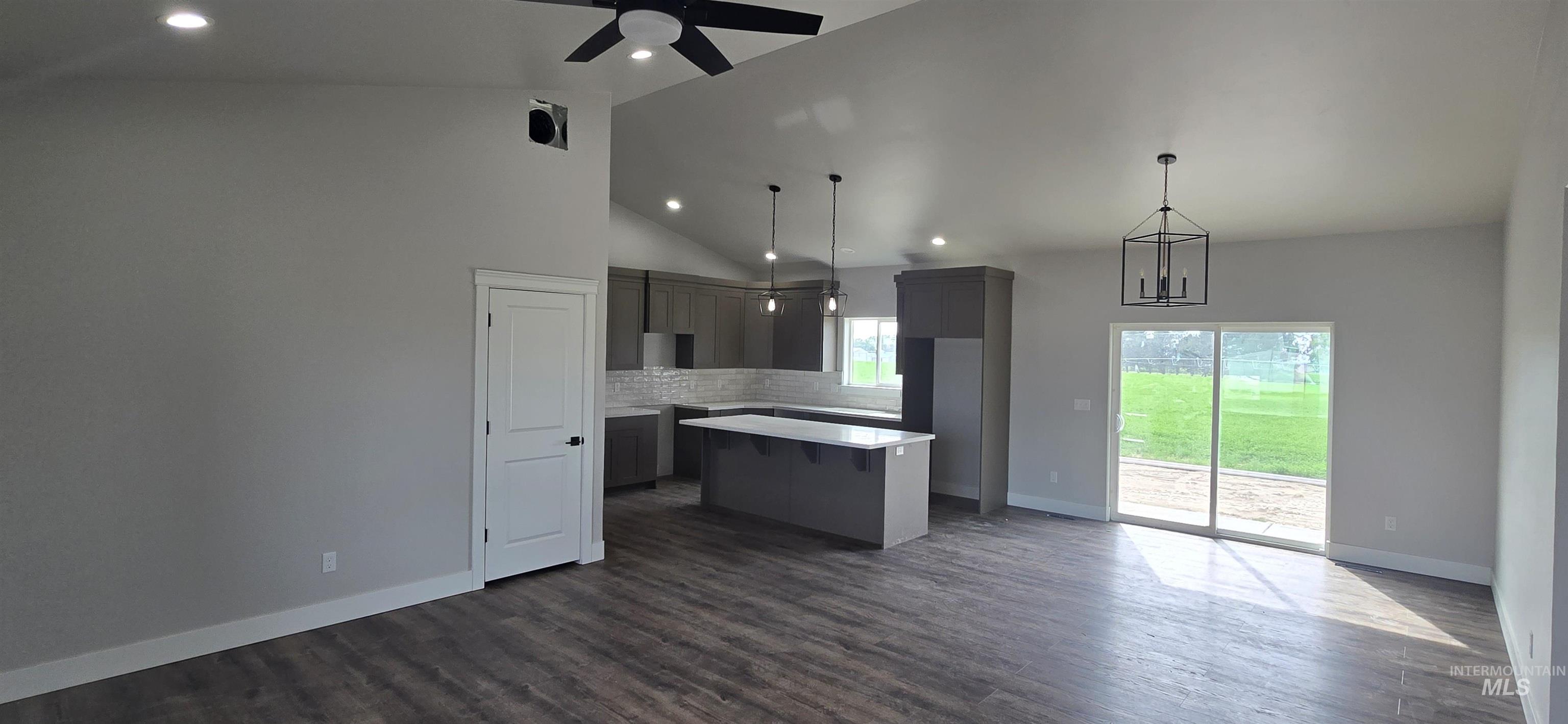 1401 Leslie Drive Property Photo 10