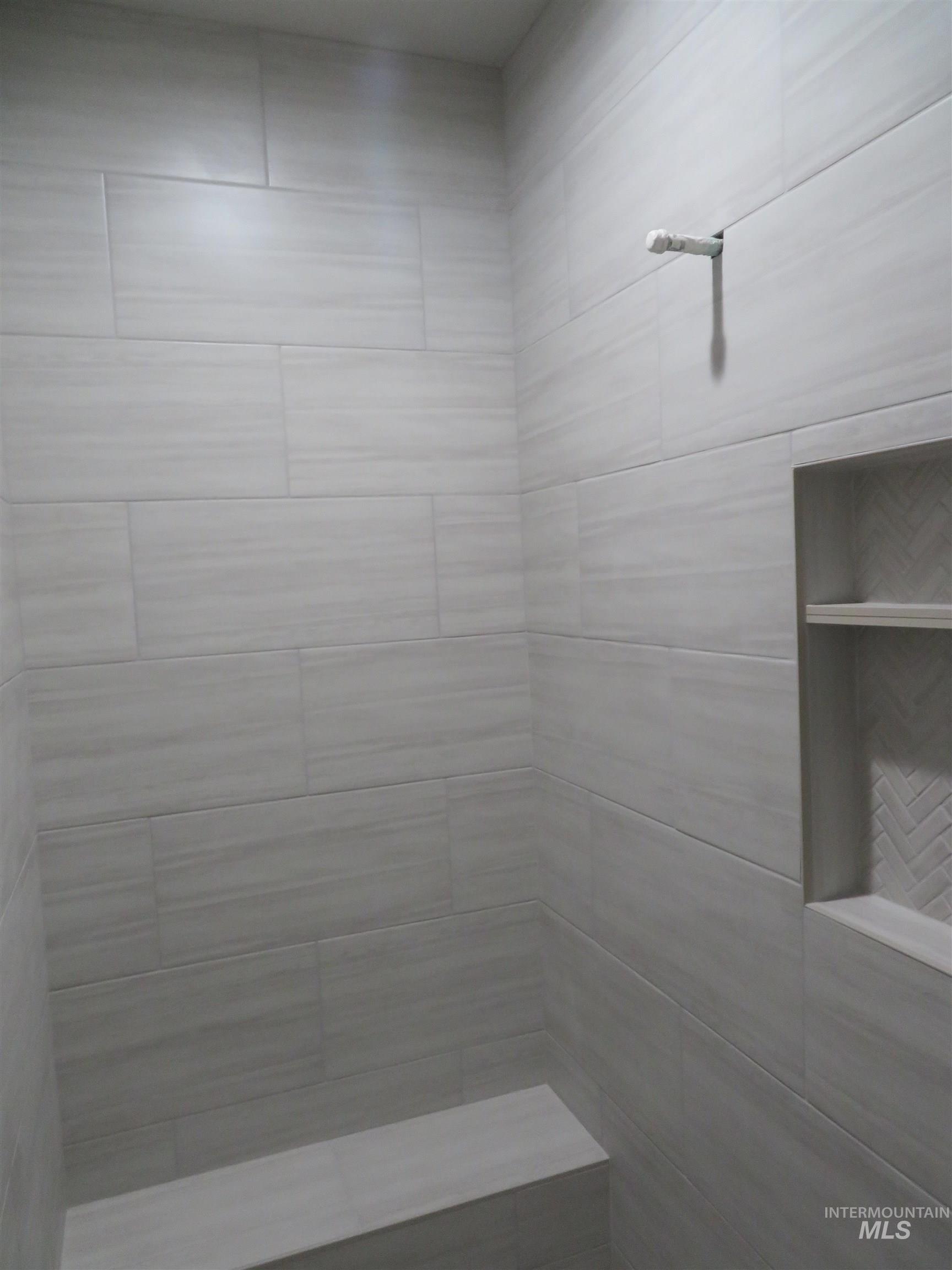 1401 Leslie Drive Property Photo 23