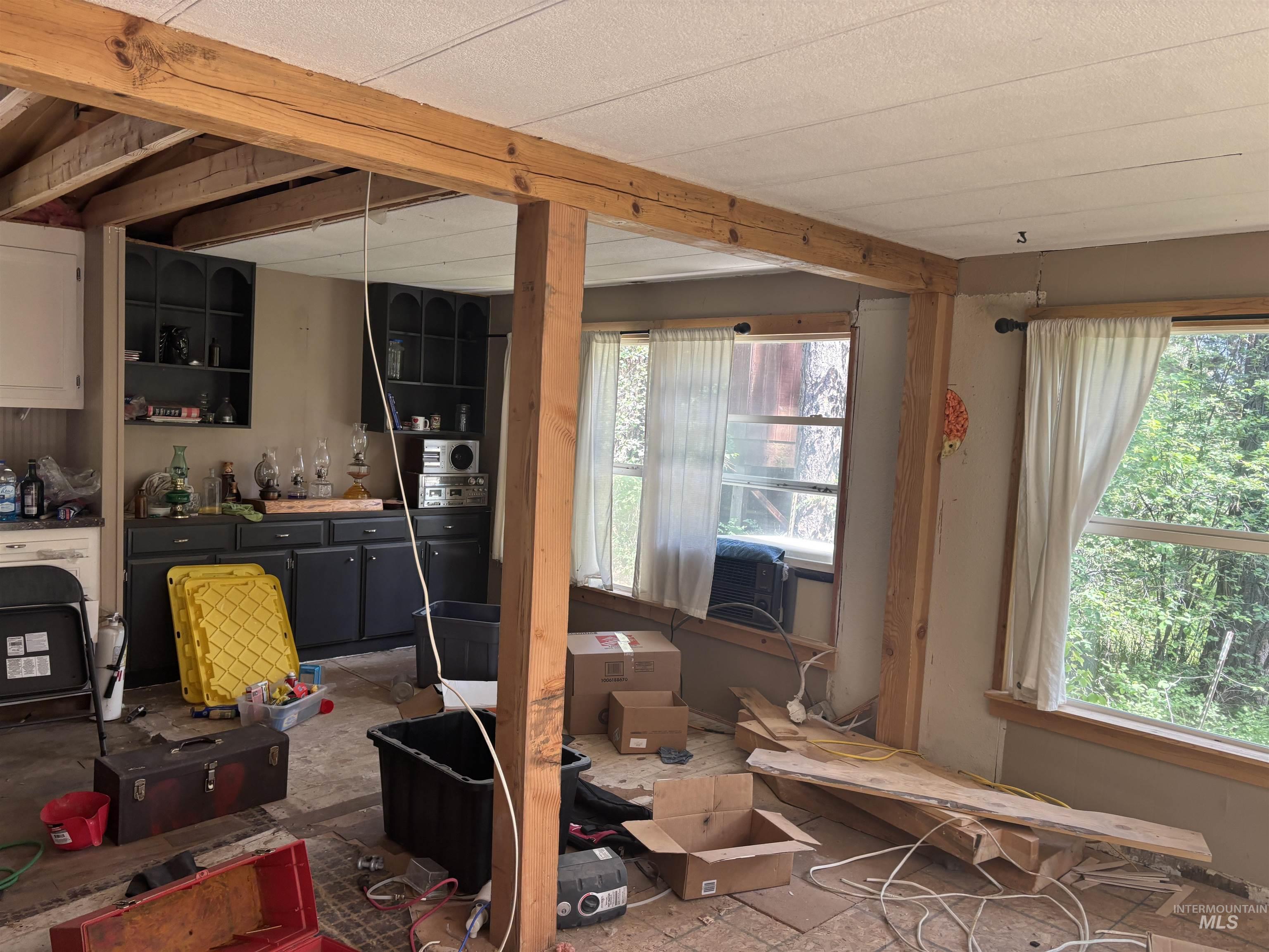 3 Valley View Heights Property Photo 5