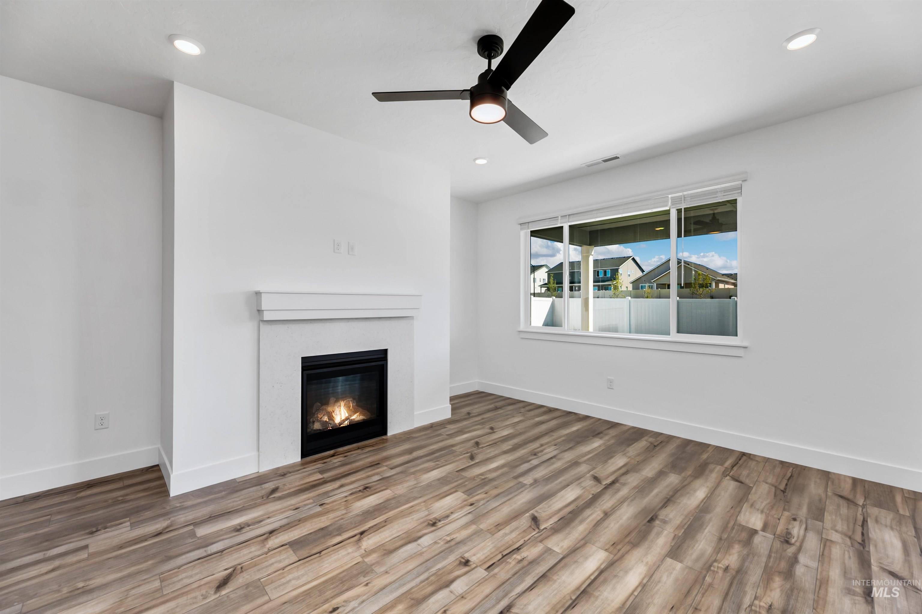 15112 Irisation Ave Property Photo 10