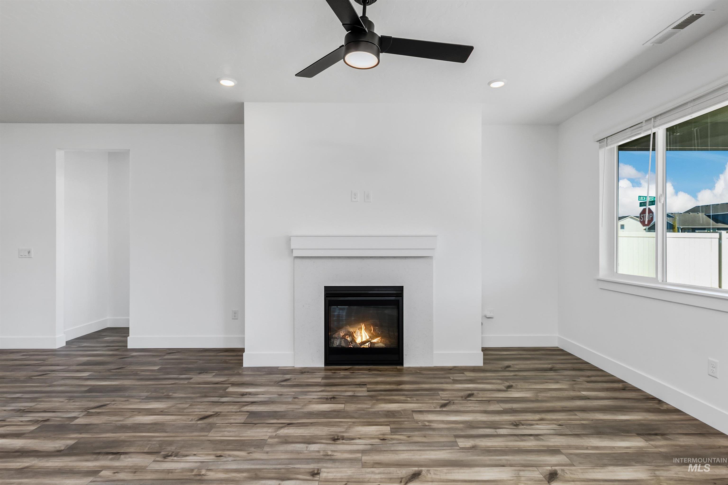15112 Irisation Ave Property Photo 11