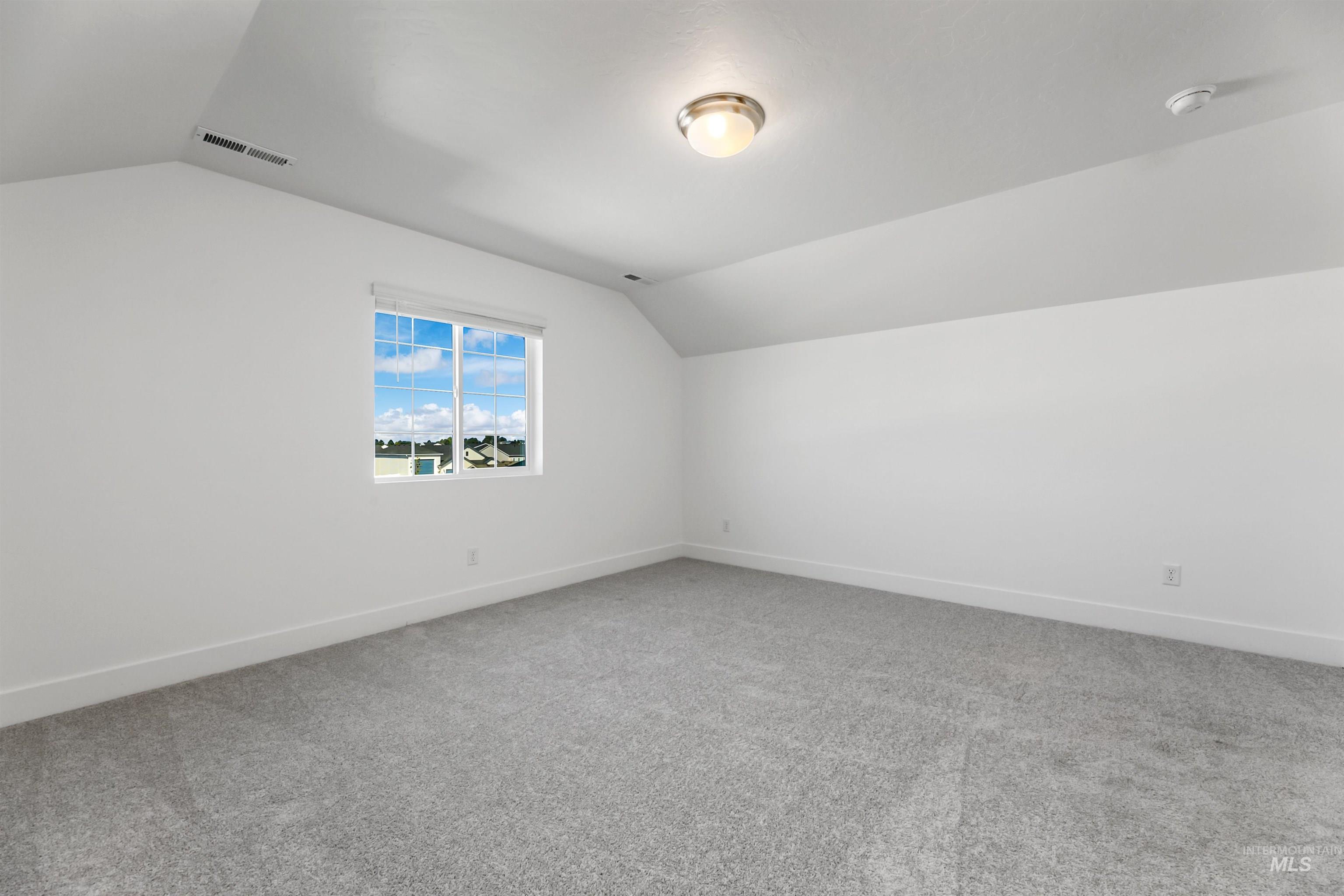 15112 Irisation Ave Property Photo 17