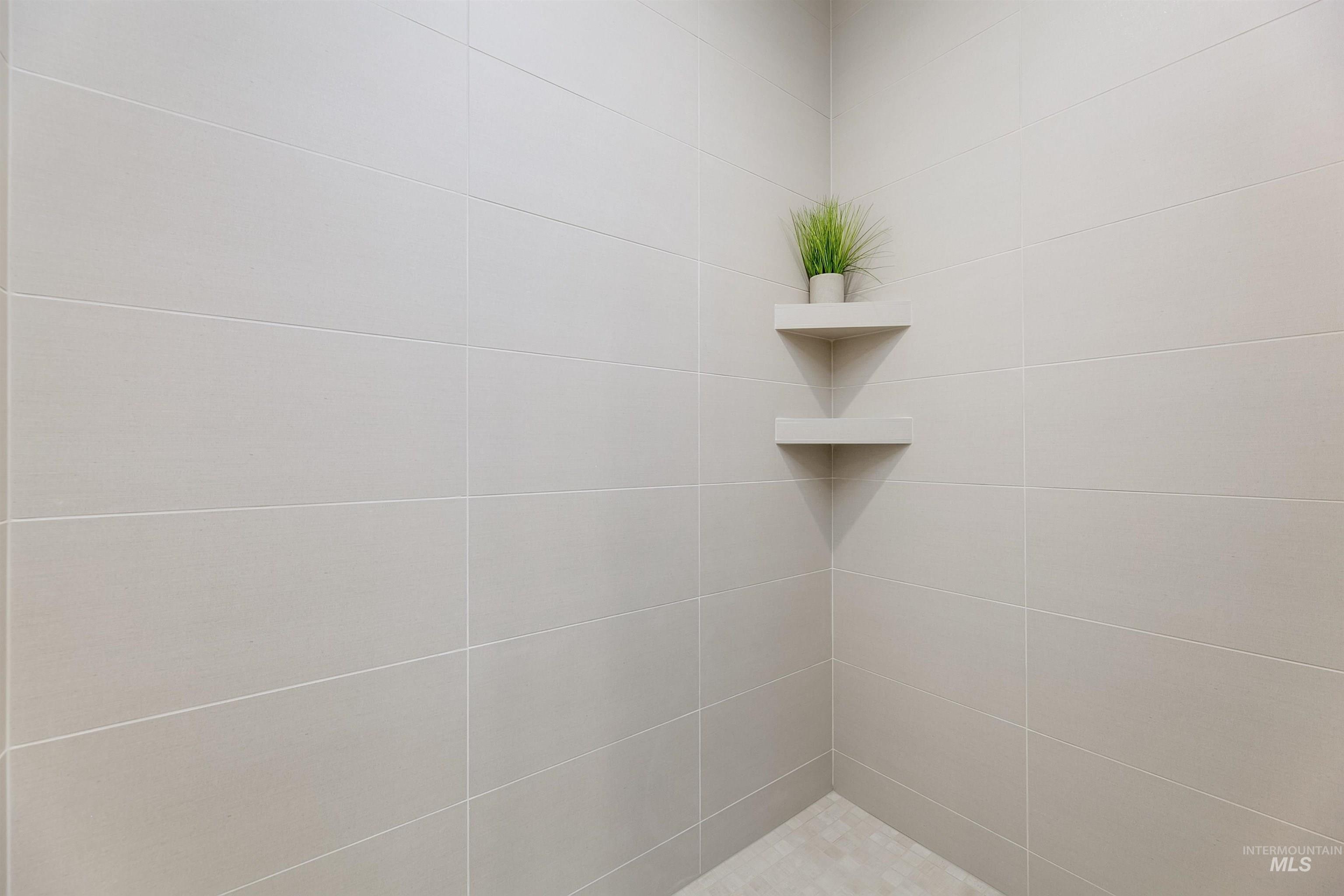 12684 S Lenora Pl. Property Photo 20