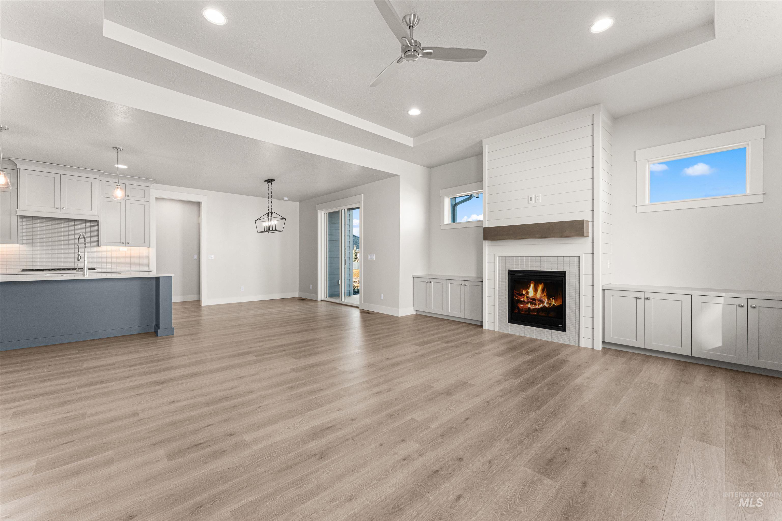 8055 Tandy Cove St. Property Photo 6