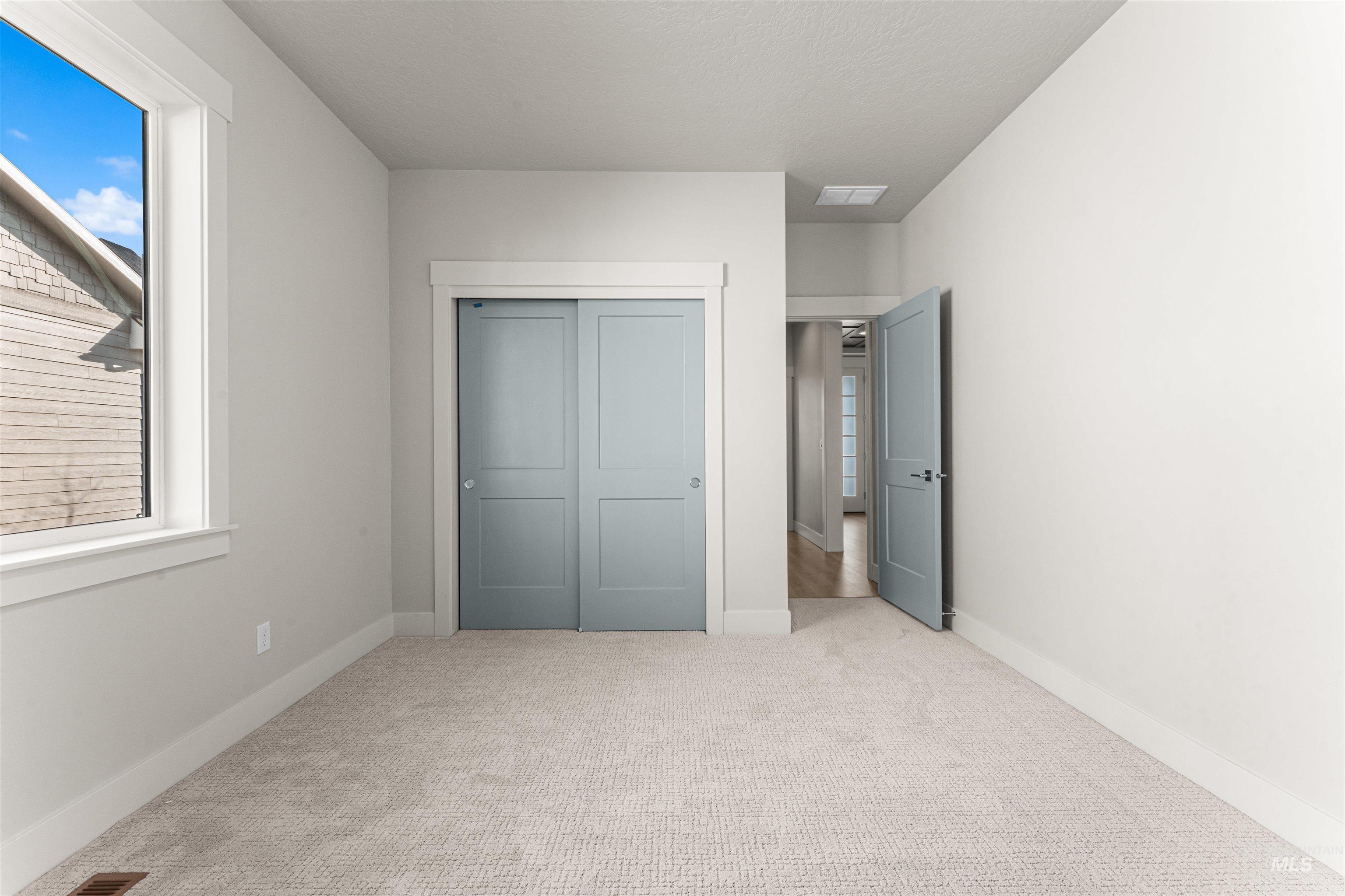 8055 Tandy Cove St. Property Photo 19