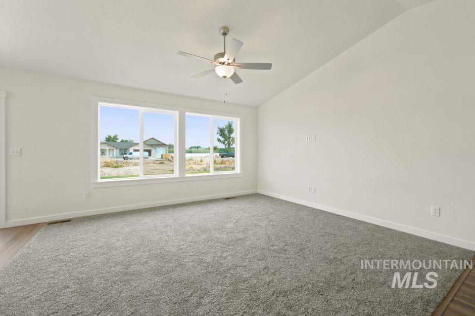 1660 Haystack Rd Property Photo 8