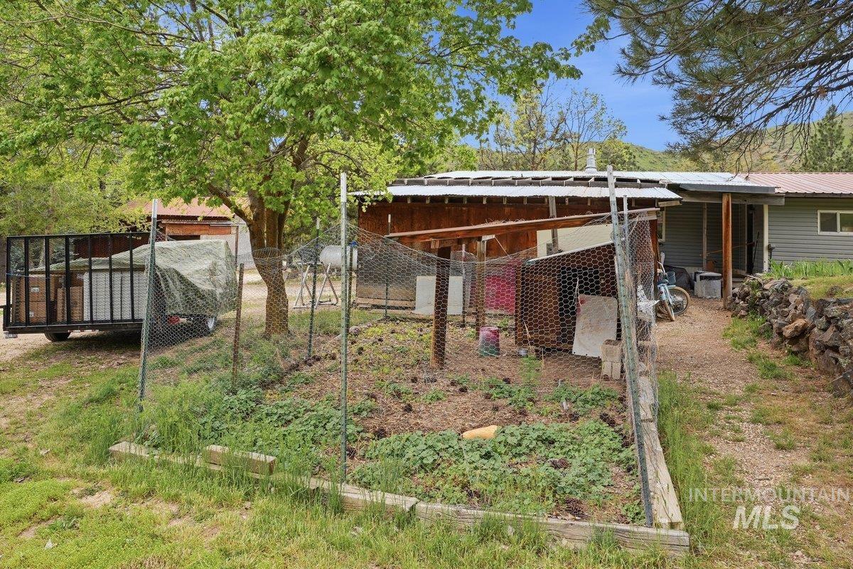 371 Rimview Dr Property Photo 14