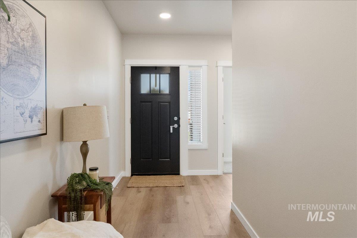 136 Centennial Ct. Property Photo 5