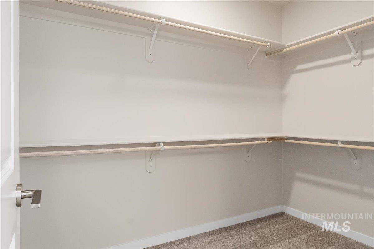 136 Centennial Ct. Property Photo 38