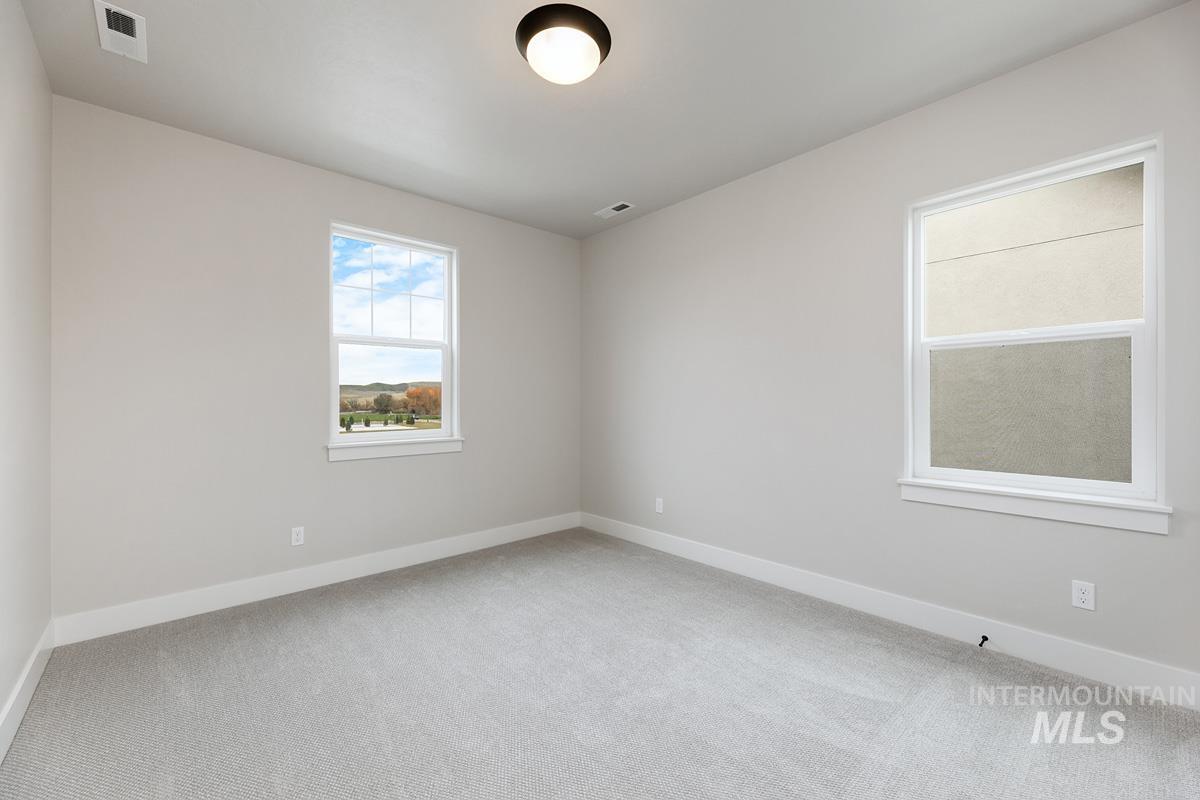 3120 E Renwick St Property Photo 27
