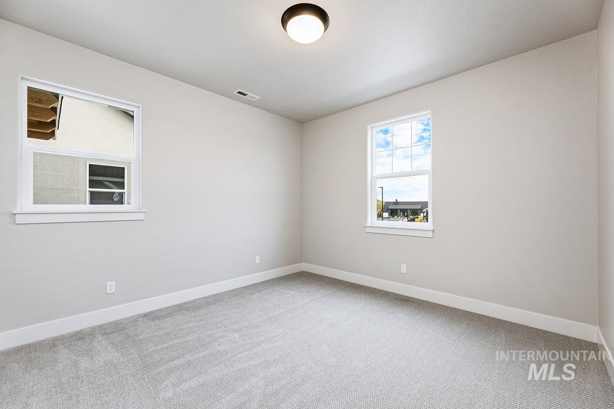 3120 E Renwick St Property Photo 29