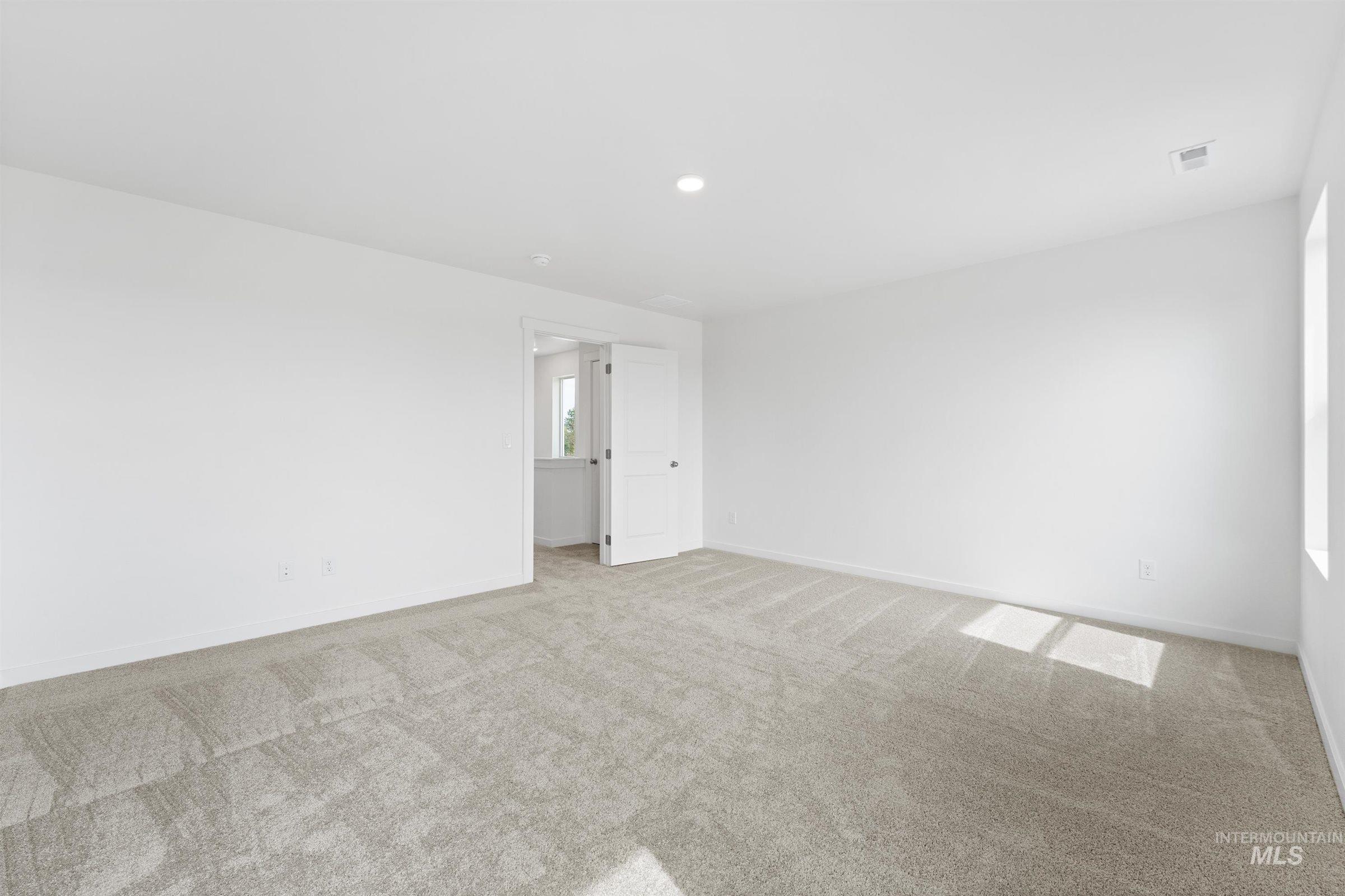 4651 W Newland St Property Photo 16