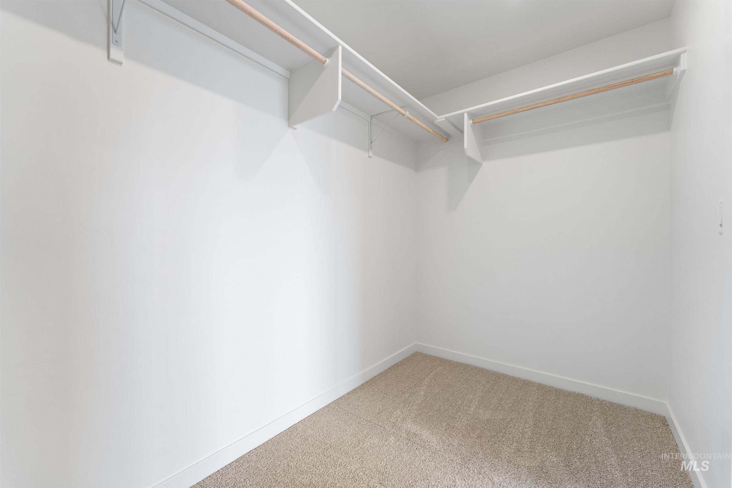 4651 W Newland St Property Photo 20