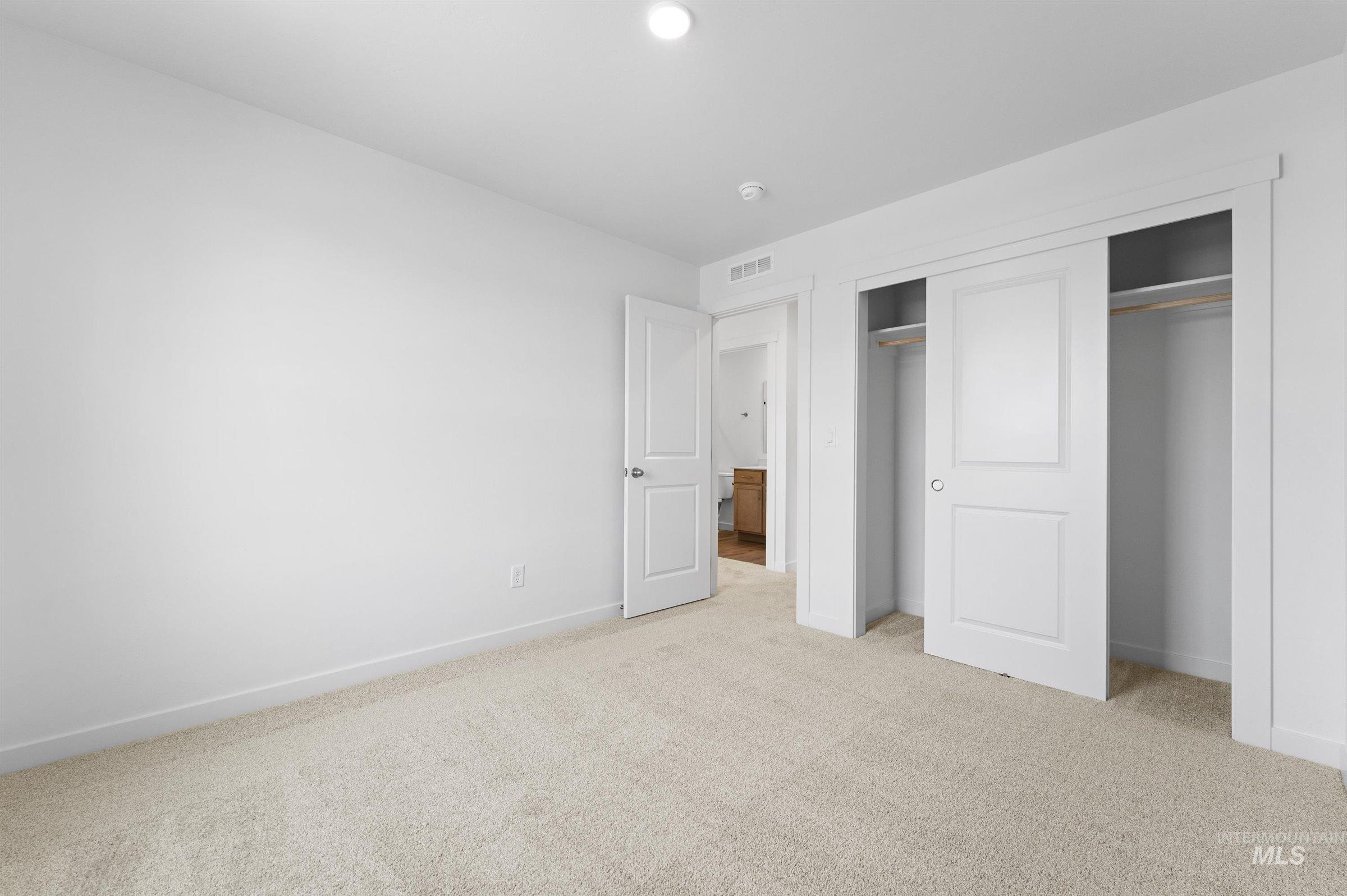 4651 W Newland St Property Photo 26