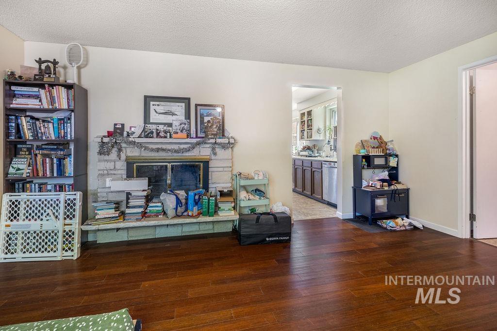 2170 N Fairmeadow Dr Property Photo 15