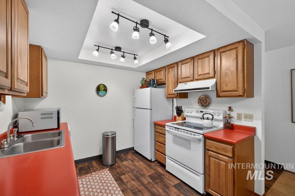 1640 Davis Avenue Property Photo 14