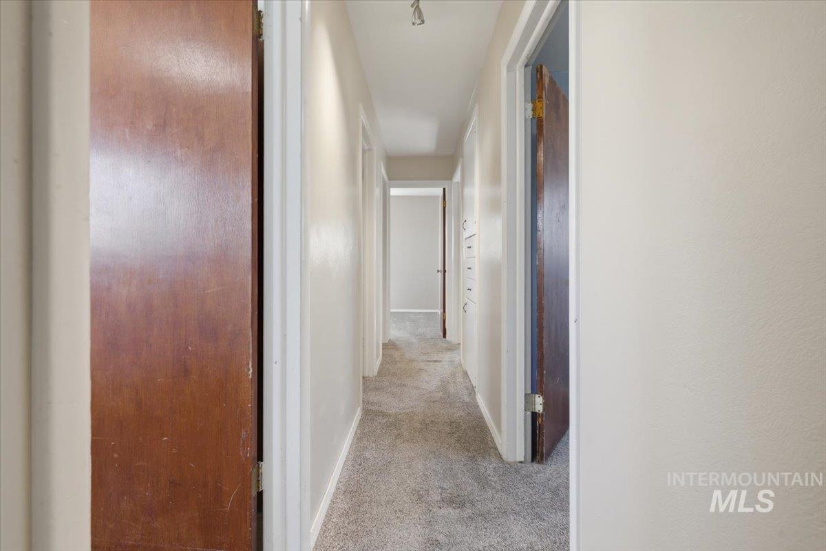 404 Motzko St Property Photo 15