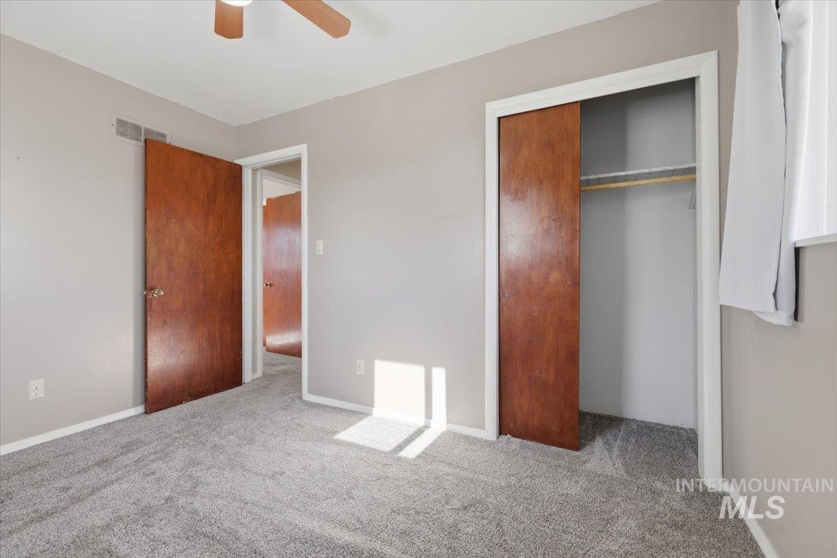 404 Motzko St Property Photo 19