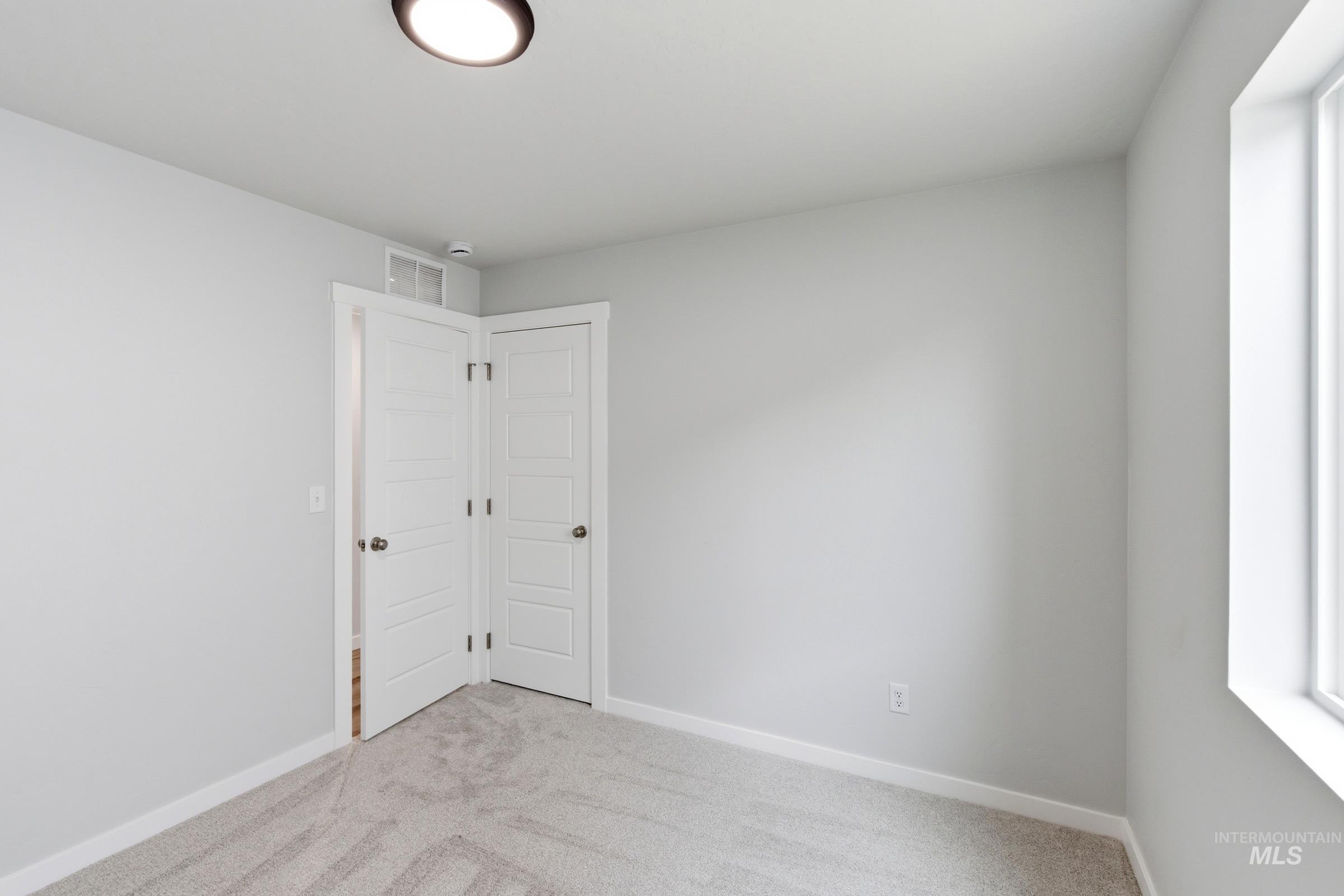 4396 N Alameda Creek Ave Property Photo 14