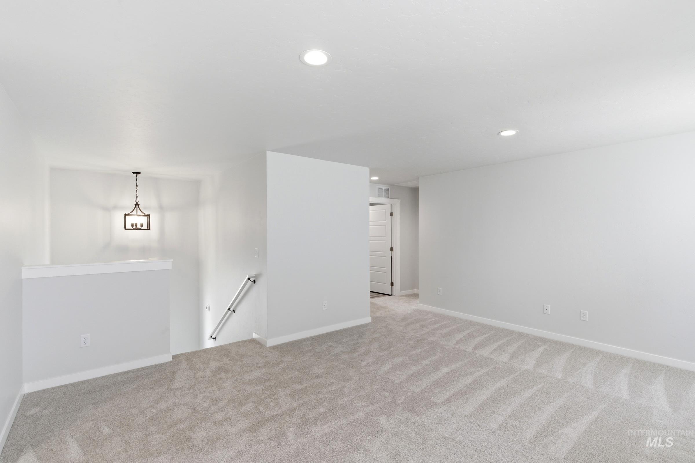 4396 N Alameda Creek Ave Property Photo 16