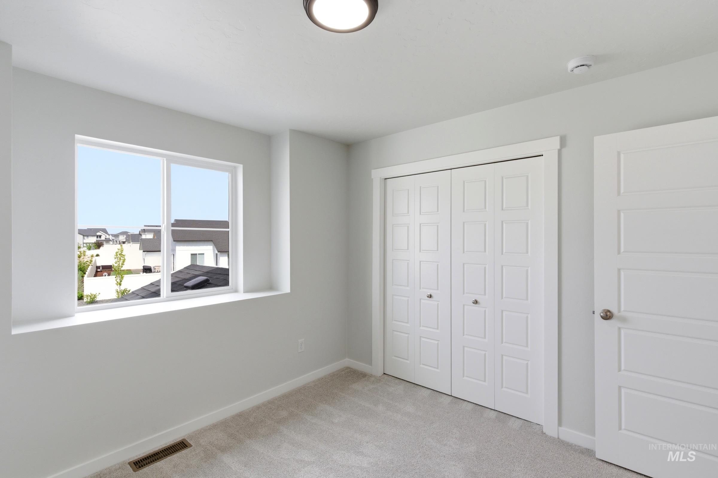4396 N Alameda Creek Ave Property Photo 21