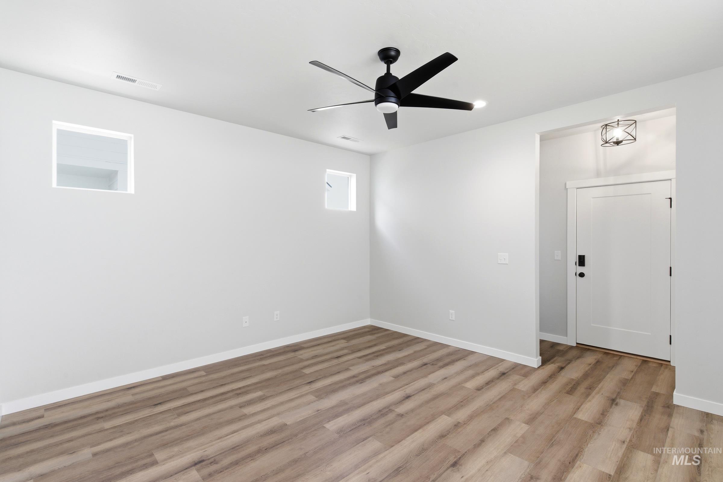 4278 N Camp Creek Ave Property Photo 10