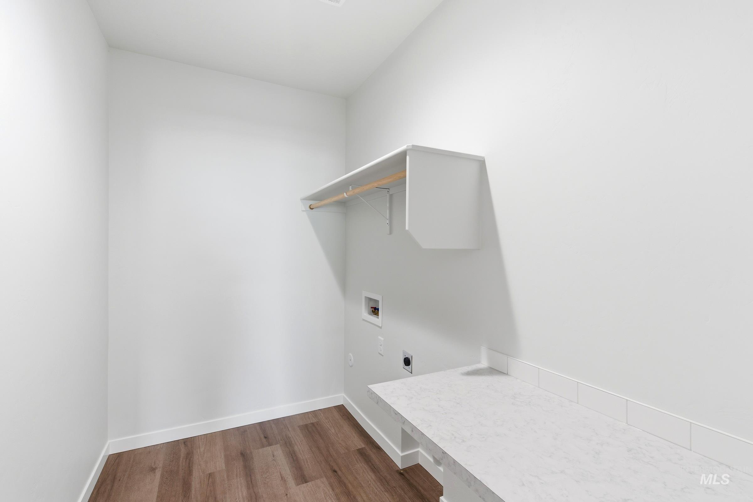 8296 E Presley Ct Property Photo 25