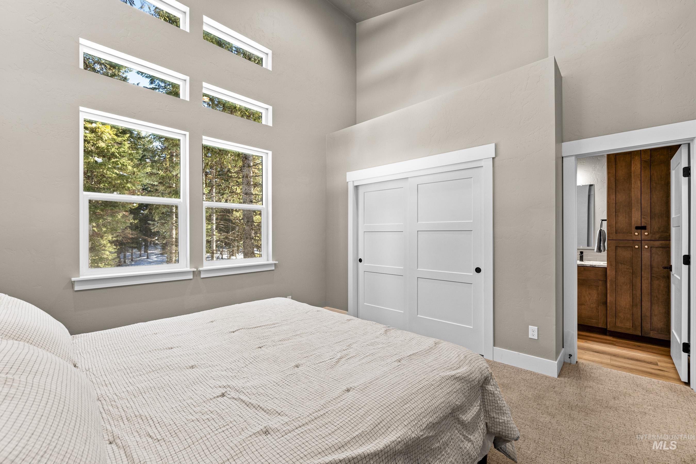 108 Eagle Shores Property Photo 18